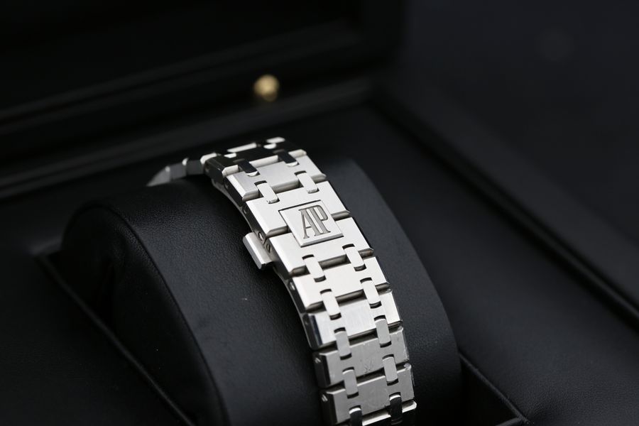 Audemars Piguet Royal Oak 15500ST.OO.1220ST.02